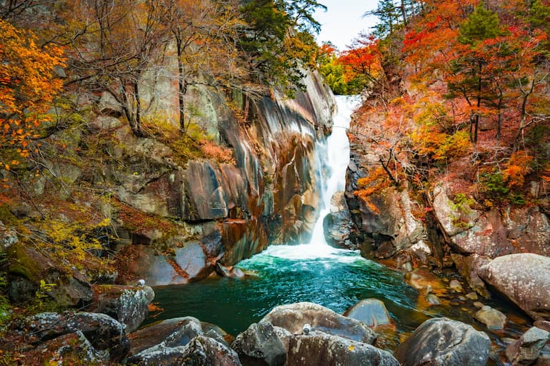 昇仙峡：紅葉の仙娥滝